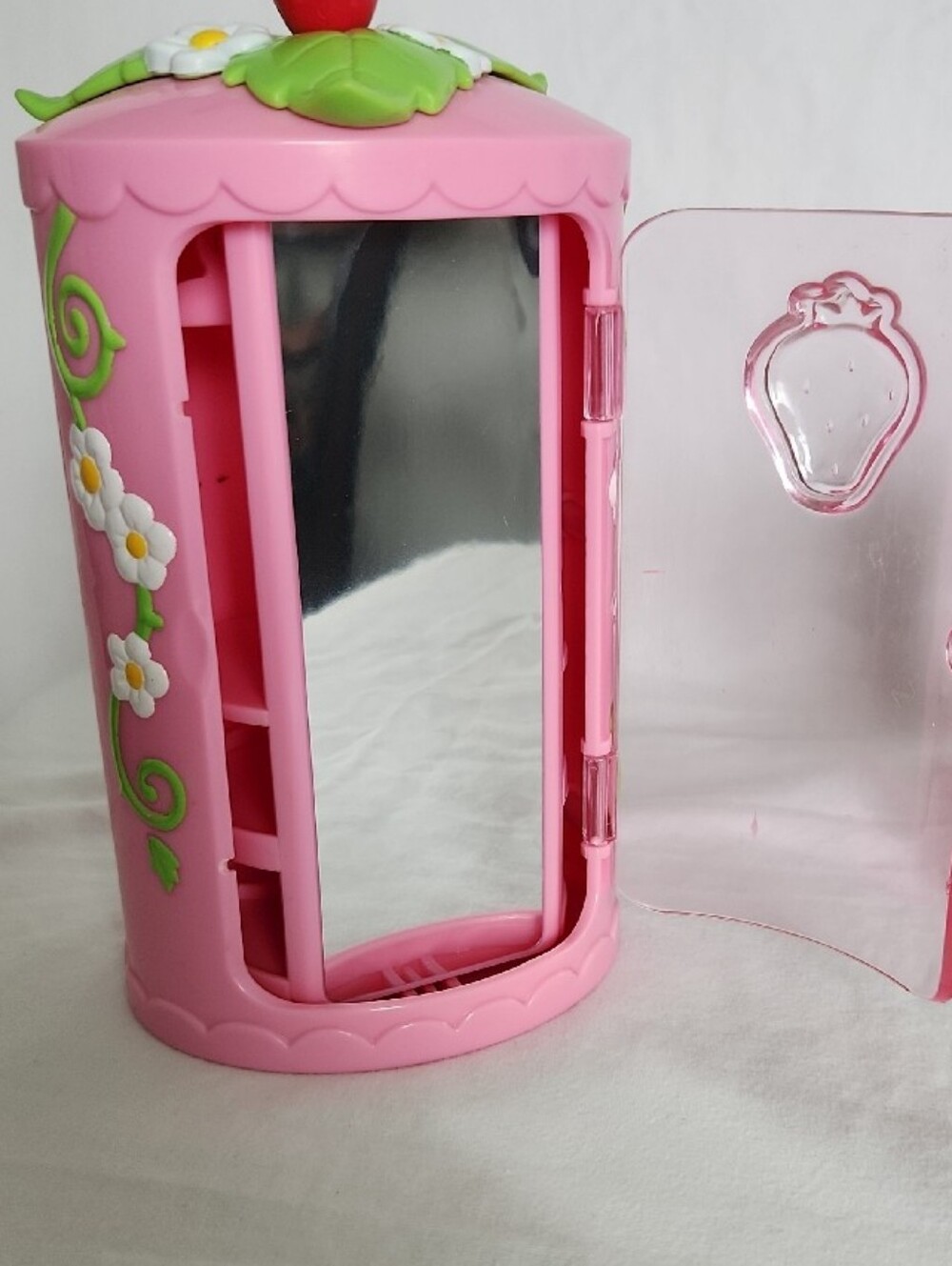 Vtg 2003 Bandai Strawberry Shortcake Berry Happy Home Playset Bed Fashion Closet - Picture 12 of 15